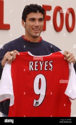 jose-antonio-reyes-the-spanish-international-striker-who-signed-for-G6PMPC.jpg