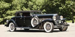 1930-duesenberg-model-j255-torpedo-phaeton-by-fran-roxas.jpg